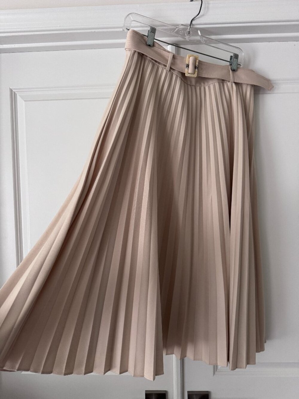Ann Taylor Fall Cream midi pleat skirt